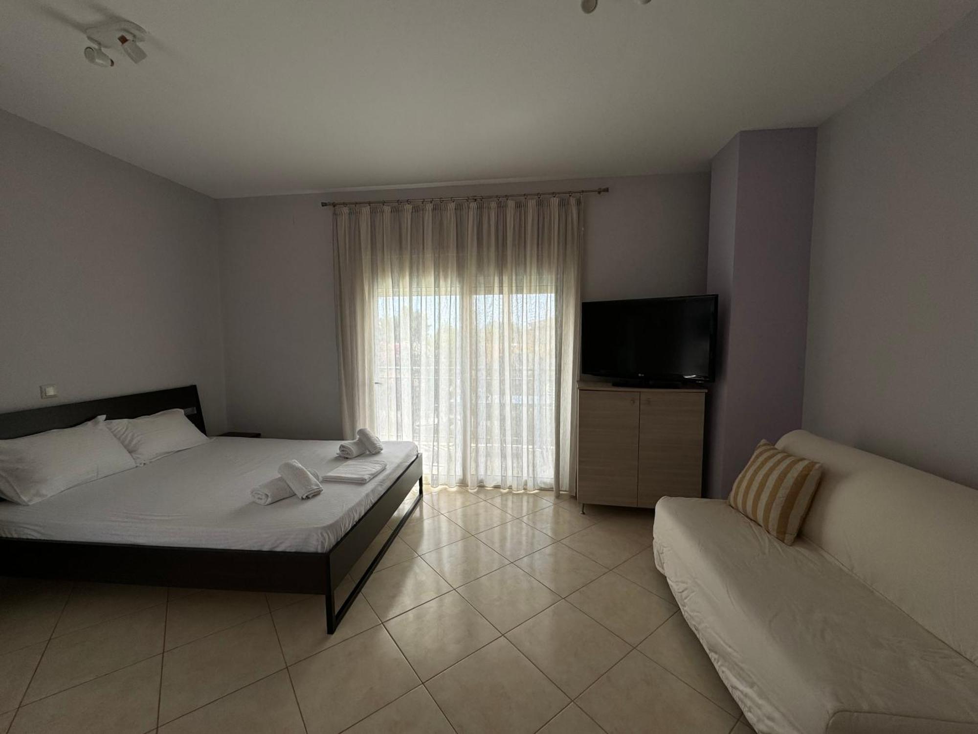 Nikludin Suites & Studios Лаганас Экстерьер фото