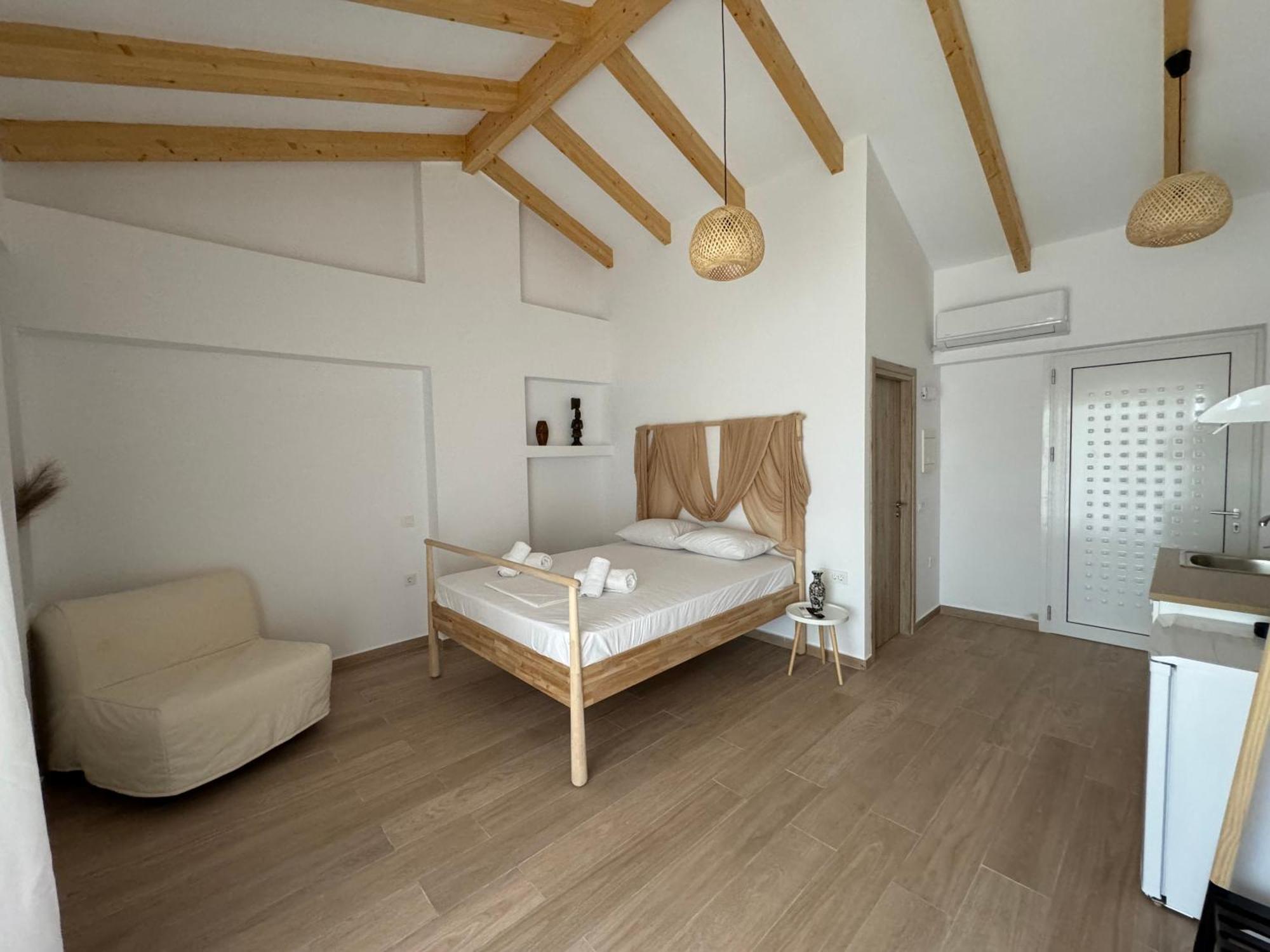 Nikludin Suites & Studios Лаганас Экстерьер фото