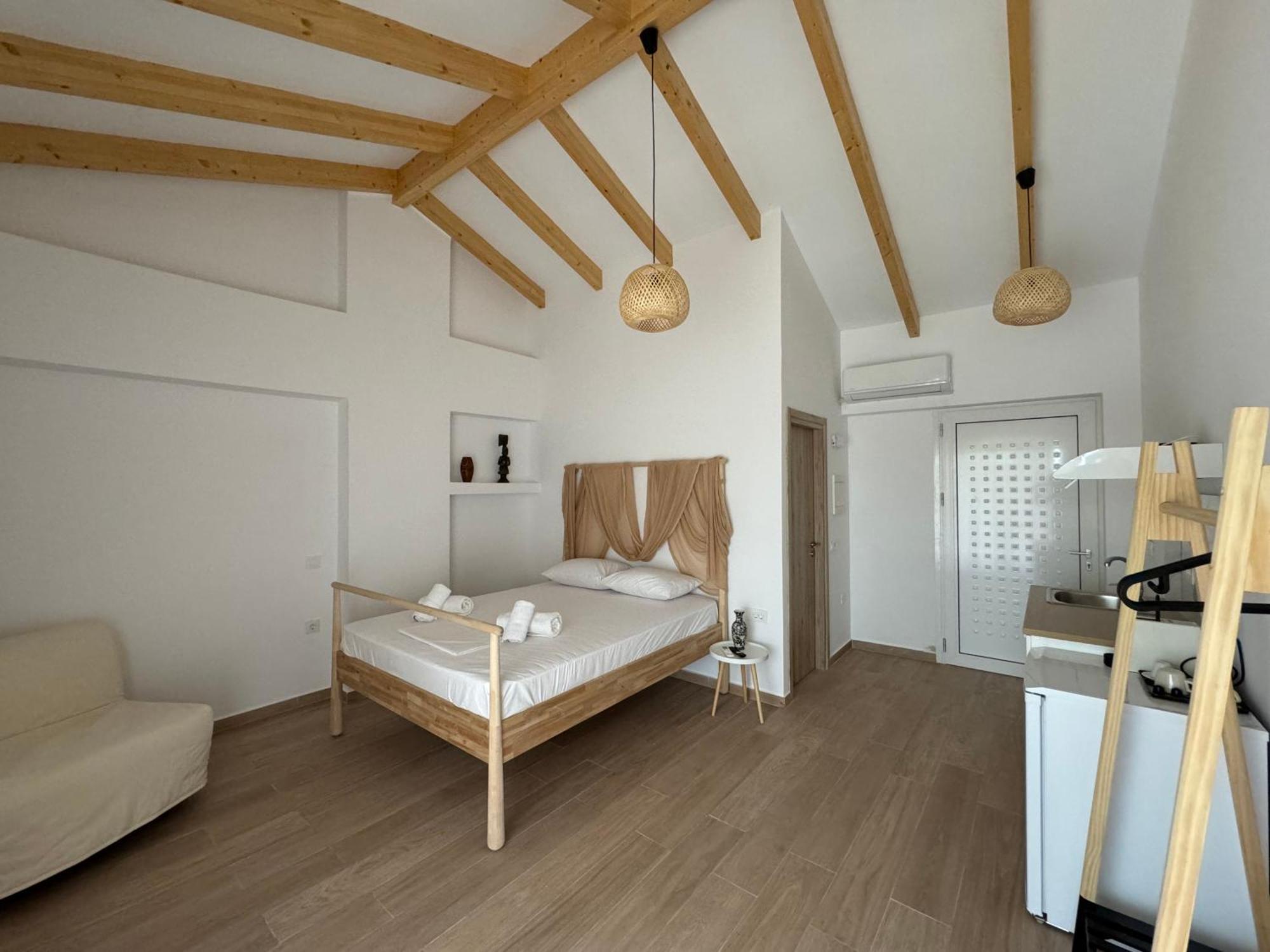 Nikludin Suites & Studios Лаганас Экстерьер фото